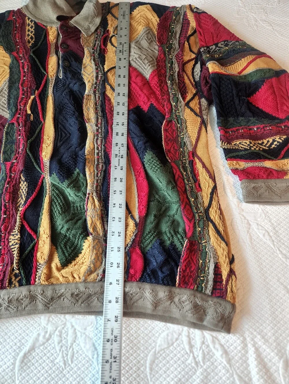 Multicolor Vintage-Style Cable Knit Sweater - Bold Geometric Pattern